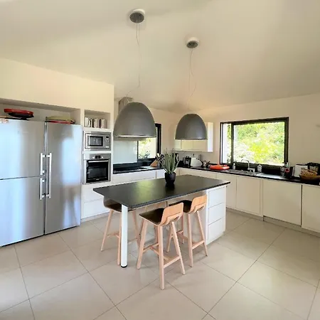 ヴィラ A Muredda *