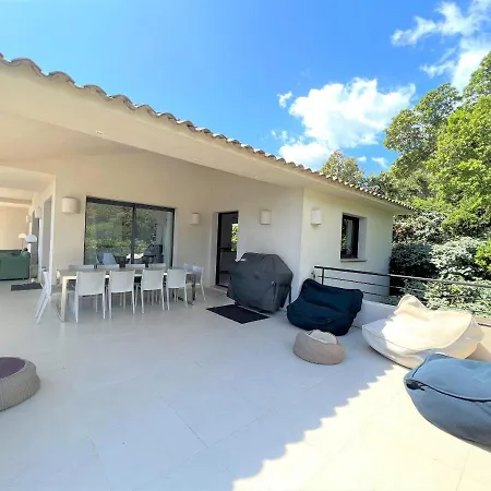 A Muredda サント・リュシー・ド・ポルト・ヴェッキオ